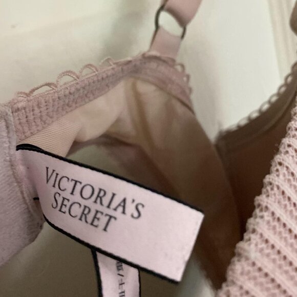 Victoria's Secret Women's Pink Dream Angels Lined Demi Lace Bra Size 34DD - Picture 2 of 8